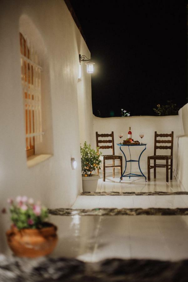 Pueblo Viejo Suites คามารี ภายนอก รูปภาพ